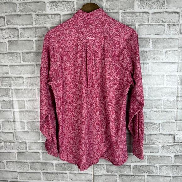 Ariat Wester Wear Hot Pink Paisley AOP Long Sleeve Button Down Shirt Mens MEDIUM - Picture 5 of 9